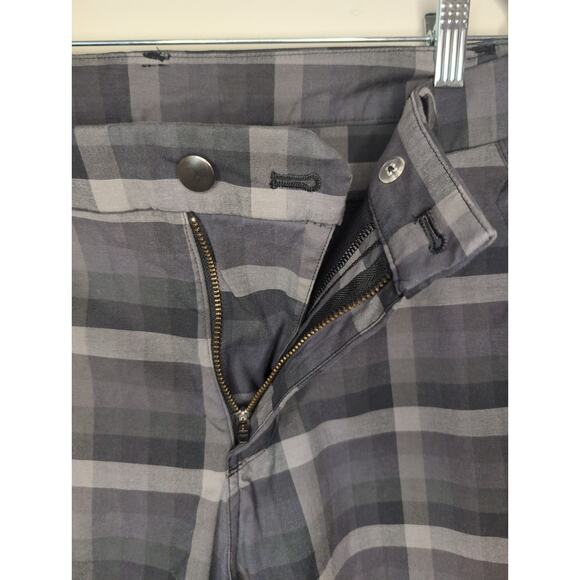 Lululemon Commission Plaid Shorts Golf Performance Casual Mens 36 - Picture 3 of 10
